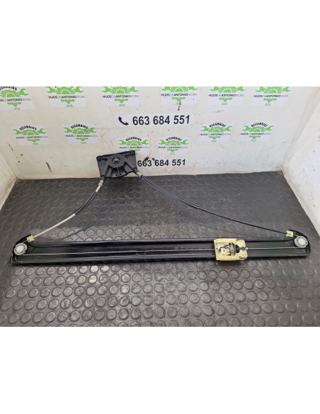 [108937] ELEVALUNAS DELANTERO IZQUIERDO - VOLKSWAGEN CRAFTER (01/2019 - ...)