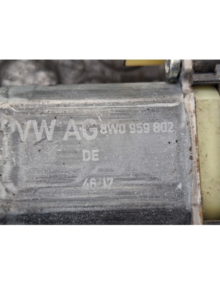 [108936] MOTOR ELEVALUNAS DELANTERO IZQUIERDO - VOLKSWAGEN CRAFTER (01/2019 - ...)