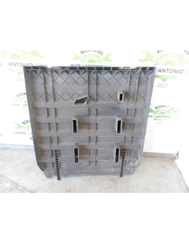 [108918] TAPA BATERIA - MERCEDES ATEGO 2-EJES...