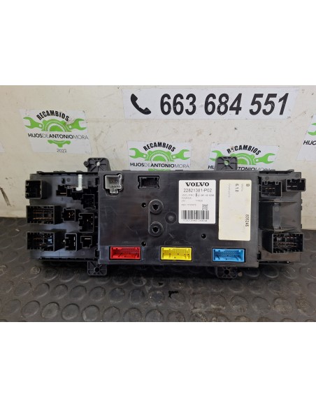 [108893] CAJA RELES / FUSIBLES - VOLVO FH 13