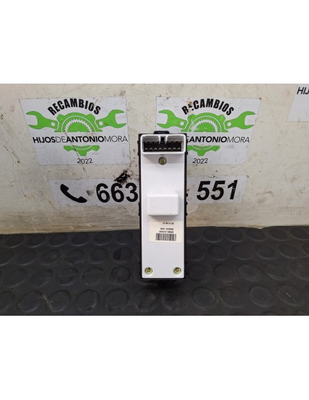 [108886] MANDO ELEVALUNAS TRASERO IZQUIERDO - HYUNDAI SANTA FE (01/2018 - ...)