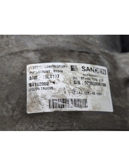 [108838] COMPRESOR AIRE ACONDICIONADO - VOLVO FH 13