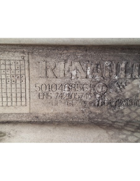 [108818] REJILLA PARAGOLPES CENTRAL - RENAULT MAGNUM 4XX.18/4XX.26 02 - (01/2001 - 12/2006)