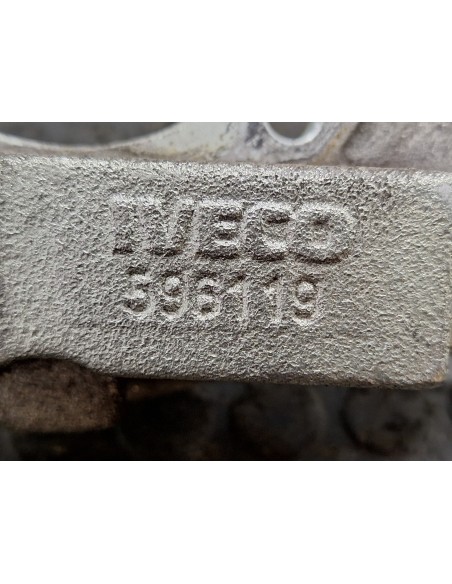 [108803] PLATO ANCLAJE TRASERO IZQUIERDO - IVECO DAILY CAJA CERRADA