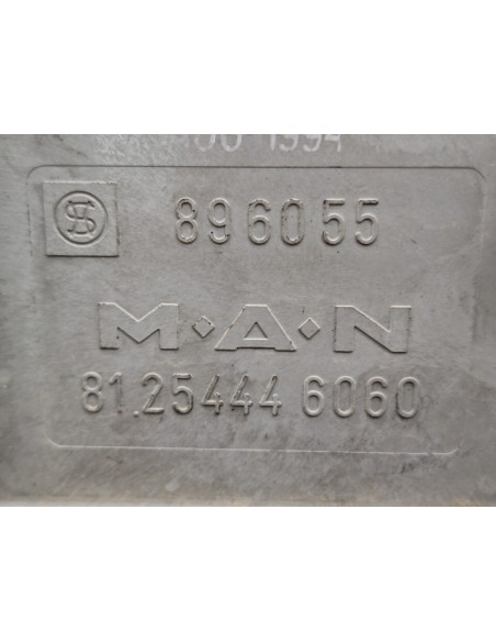 [108766] CAJA RELES / FUSIBLES - MAN 8.165