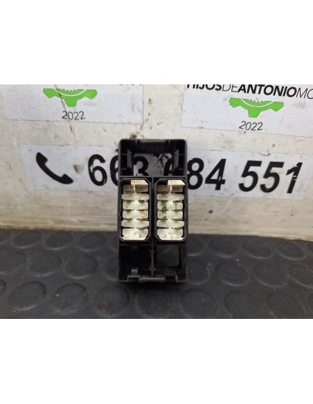 [108687] MANDO ELEVALUNAS DELANTERO IZQUIERDO  - VOLVO FL XXX (01/2006 - 01/2013)