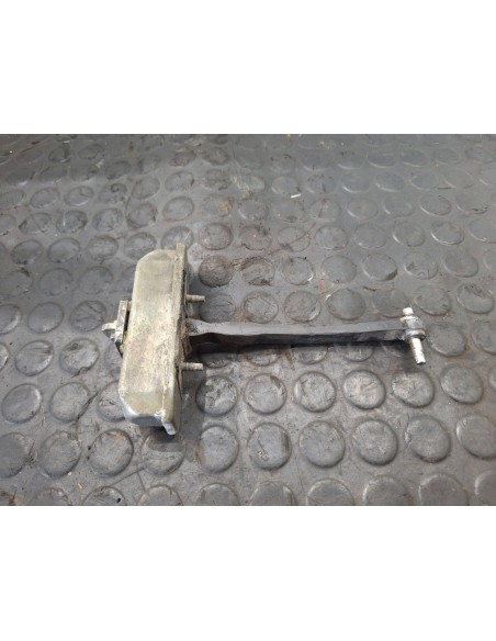 [108683] RETENEDOR PUERTA - NISSAN ATLEON