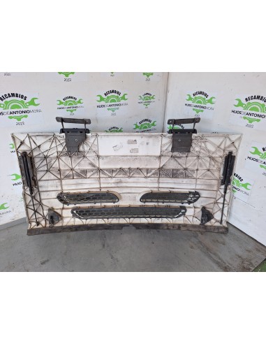 [108648] CALANDRA DELANTERA - NISSAN ATLEON