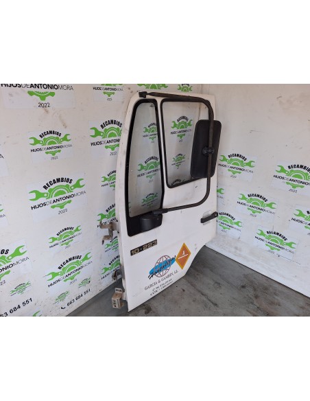 [108643] PUERTA DELANTERA IZQUIERDA - MAN 12.224