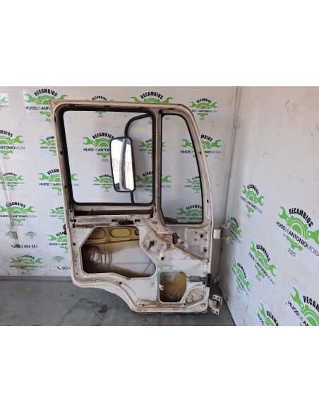 [108643] PUERTA DELANTERA IZQUIERDA - MAN 12.224