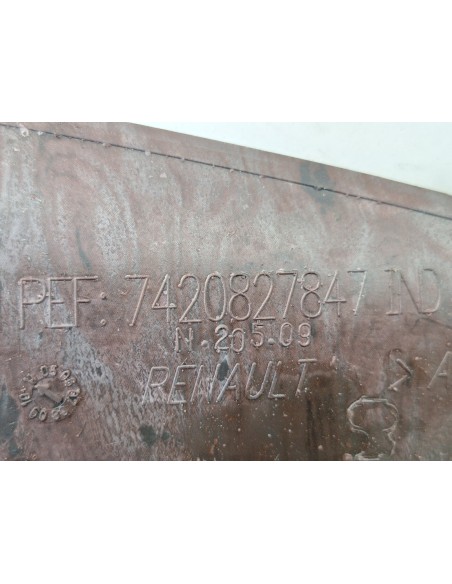 [108638] MOLDURA CUADRO INSTRUMENTOS - RENAULT MAGNUM 480 DXI