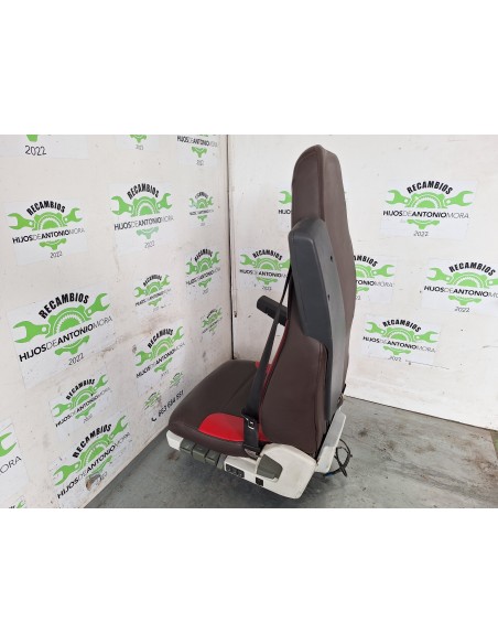 [108585] ASIENTO DELANTERO IZQUIERDO - RENAULT MAGNUM 480 DXI