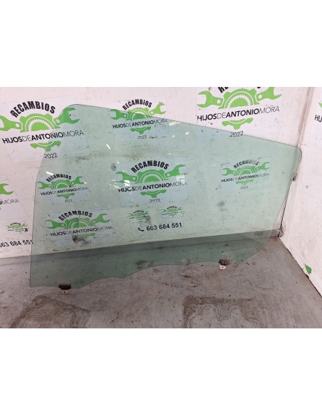 [108582] LUNA DELANTERA IZQUIERDA - RENAULT MAXITY (01/2007 - 01/2011)