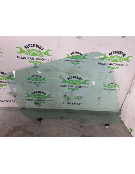 [108581] LUNA DELANTERA DERECHA - RENAULT MAXITY (01/2007 - 01/2011)