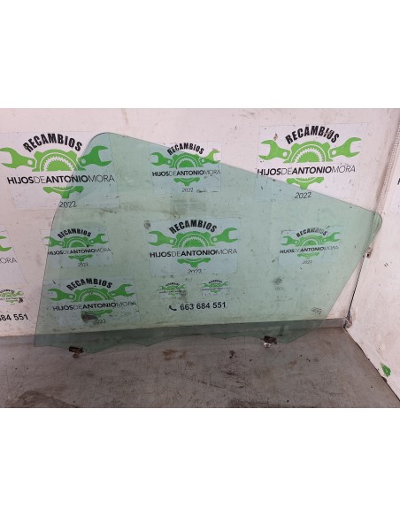 [108581] LUNA DELANTERA DERECHA - RENAULT MAXITY (01/2007 - 01/2011)