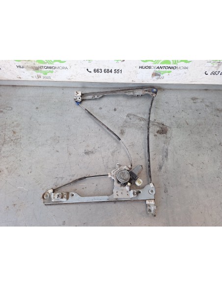 [108578] ELEVALUNAS DELANTERO IZQUIERDO - RENAULT MAXITY (01/2007 - 01/2011)