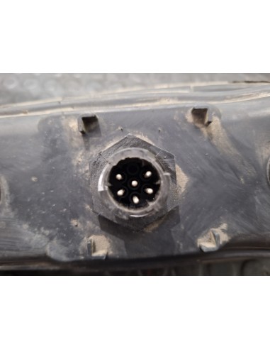 [108527] PILOTO TRASERO IZQUIERDO - NISSAN...