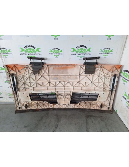 [108507] CALANDRA DELANTERA - NISSAN ATLEON