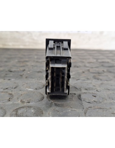 [108503] BOTON - MAN LE 140