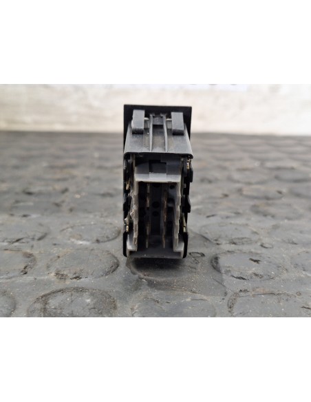 [108503] BOTON - MAN LE 140