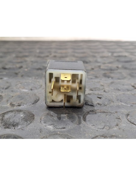 [108495] RELE - MAN LE 140