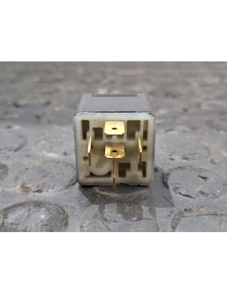 [108494] RELE - MAN LE 140