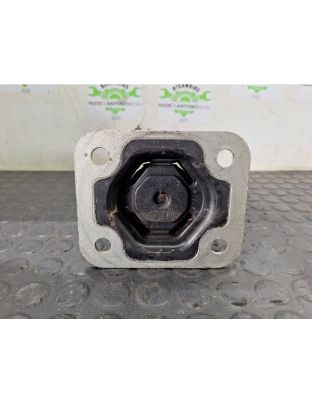 [108421] SOPORTE MOTOR - IVECO EUROCARGO TECTOR (01/2001 - 12/2003)