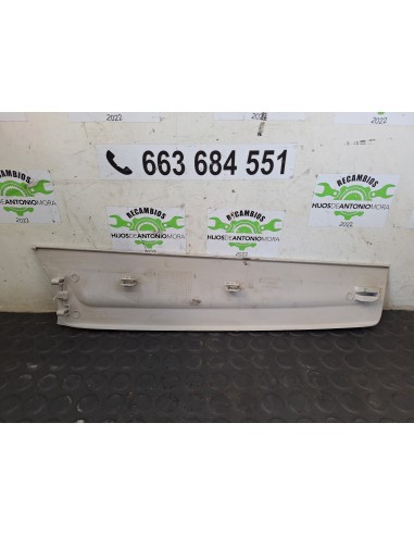 [108402] GUARNECIDO PILAR DERECHO - CITROEN C4...