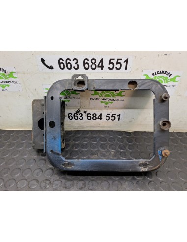 [108397] SOPORTE FARO DERECHO - RENAULT G 280...