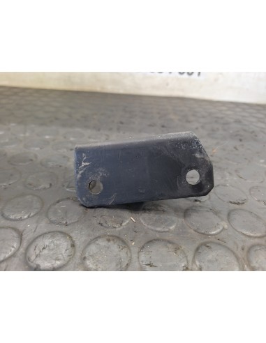 [108395] SOPORTE CABLES - NISSAN TRADE (01/1994...