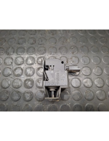 [108381] MOTOR / ACTUADOR TAPA COMBUSTIBLE -...