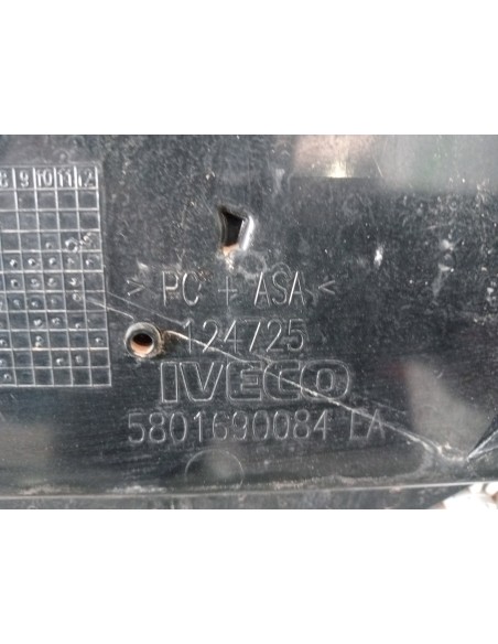 [108304] CALANDRA DELANTERA - IVECO EUROCARGO TECTOR (01/2001 - 12/2003)