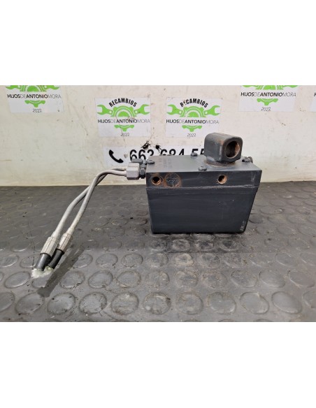 [108285] BOMBA ELEVAR CABINA - IVECO EUROCARGO TECTOR (01/2001 - 12/2003)