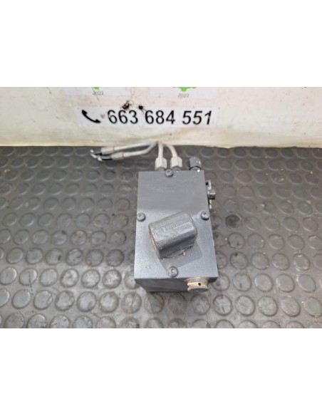 [108285] BOMBA ELEVAR CABINA - IVECO EUROCARGO TECTOR (01/2001 - 12/2003)