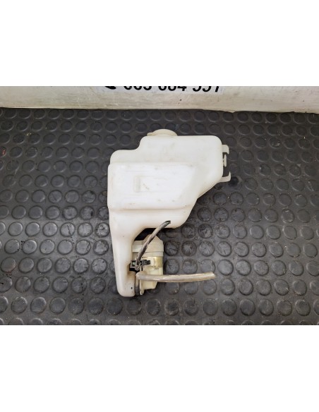 [108273] DEPOSITO LIMPIA - NISSAN TRADE (01/1994 - 01/1996)