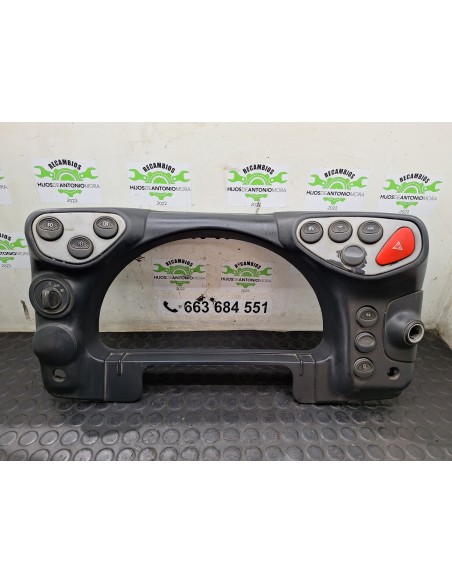 [108218] MOLDURA CUADRO INSTRUMENTOS - IVECO STRALIS (AS) (01/2012 - 01/2019)