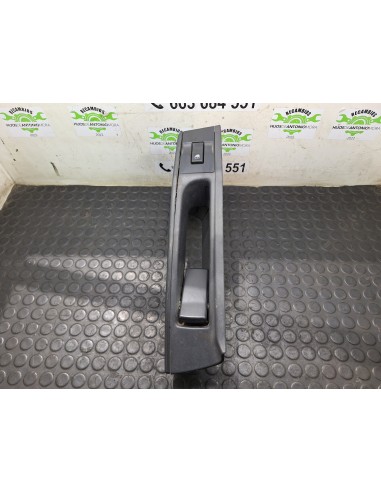 [108213] MANETA INTERIOR DELANTERA DERECHA -...