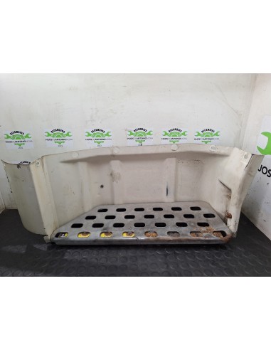 [108204] ESTRIBO DELANTERO IZQUIERO - VOLVO FL...