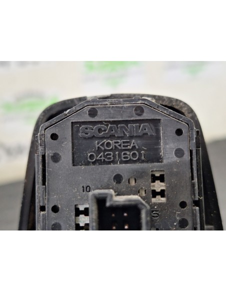 [108136] MANDO ELEVALUNAS DELANTERO IZQUIERDO  - SCANIA SERIE 4 (P/R 94 G) (01/1996 - 01/2004)