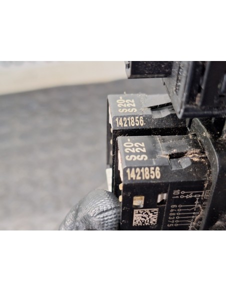 [108136] MANDO ELEVALUNAS DELANTERO IZQUIERDO  - SCANIA SERIE 4 (P/R 94 G) (01/1996 - 01/2004)