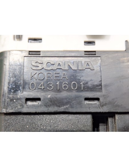 [108133] RULETA LUCES - SCANIA SERIE 4 (P/R 94 G) (01/1996 - 01/2004)