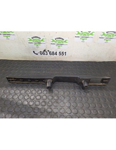 [108123] APOYABRAZO LATERAL - NISSAN ECO - T 100.45/78 KW/E2 (01/1996 - ...)