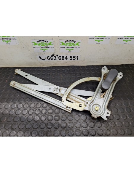 [108095] ELEVALUNAS DELANTERO IZQUIERDO - MERCEDES ACTROS 2-EJES 6-CIL. SERIE/BM (01/1996 - 12/2003)