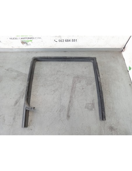 [108024] GOMAS CONTORNO PUERTA - NISSAN ATLEON