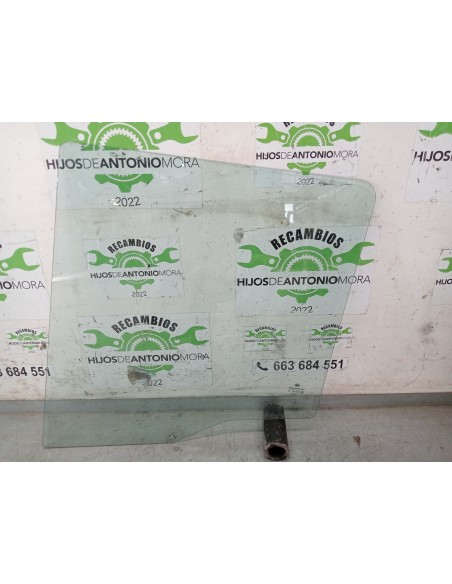 [108021] LUNA DELANTERA DERECHA - NISSAN ATLEON