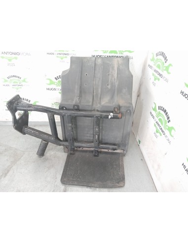 [107938] GUARDABARROS FIJO CABINA IZQUIERDO -...