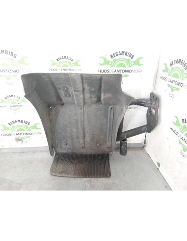 [107938] GUARDABARROS FIJO CABINA IZQUIERDO -...