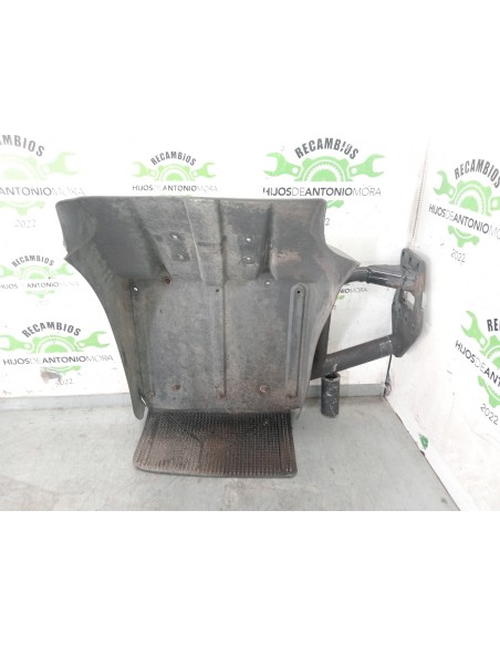 [107938] GUARDABARROS FIJO CABINA IZQUIERDO - MAN TG - L 12.XXX (01/2005 - 12/2020)