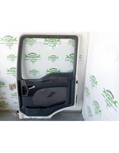 [107930] PUERTA DELANTERA DERECHA - MAN TG - L...
