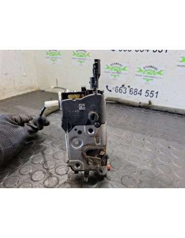 [107923] CERRADURA PUERTA LATERAL DERECHA -...